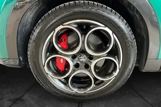 Alfa Romeo Tonale, 1.5, 96 kW, hübriid, automaat, esivedu