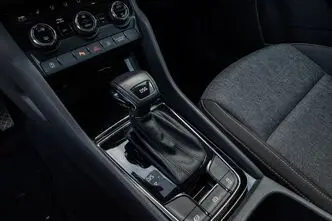 Škoda Karoq, 2.0, 85 kW, diesel, automatic, front-wheel drive