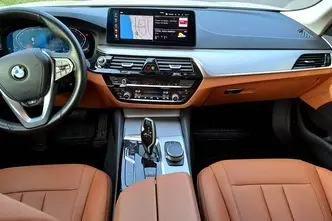 BMW 530, 2.0, 185 kW, bensiin, automaat, nelikvedu