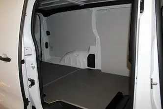Toyota Proace, 2.0, 106 kW, дизель, механическая, передний привод