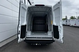 Iveco Daily, 3.0, 129 kW, diesel, manual, rear-wheel drive