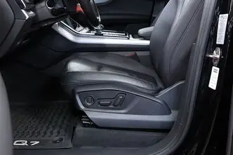 Audi Q7, 3.0, 210 kW, hybrid, automatic, four-wheel drive