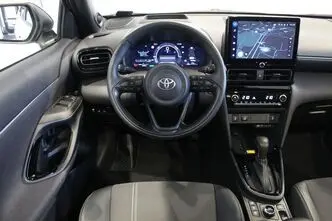 Toyota Yaris Cross, 1.5, 68 kW, hübriid, automaat, nelikvedu