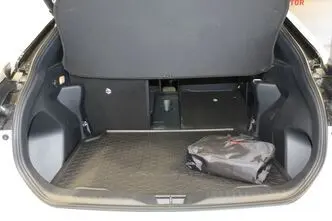 Toyota Yaris Cross, 1.5, 68 kW, hübriid, automaat, nelikvedu