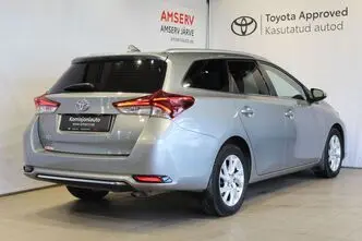 Toyota Auris, 1.6, 97 kW, бензин, автомат, передний привод