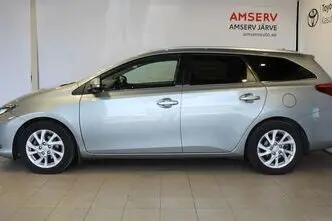 Toyota Auris, 1.6, 97 kW, бензин, автомат, передний привод