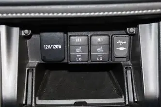 Toyota Auris, 1.6, 97 kW, бензин, автомат, передний привод