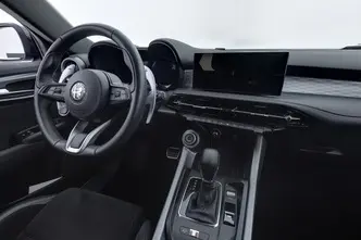 Alfa Romeo Tonale, 1.5, 96 kW, hybrid, automatic, front-wheel drive