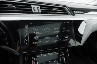 Audi e-tron, 300 kW, elekter, automaat, nelikvedu