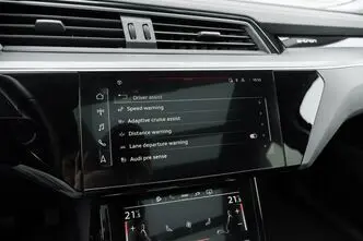 Audi e-tron, 300 kW, elekter, automaat, nelikvedu
