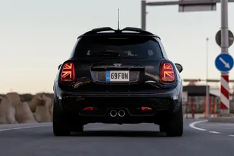 MINI John Cooper Works, 2.0, 170 kW, bensiin, automaat, esivedu
