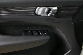 Volvo XC40, 2.0, 182 kW, bensiin, automaat, nelikvedu