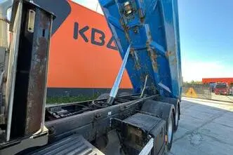 Volvo FMX 410 6x2, 308 kW, diesel, automatic
