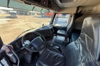 Volvo FMX 410 6x2, 308 kW, diesel, automatic