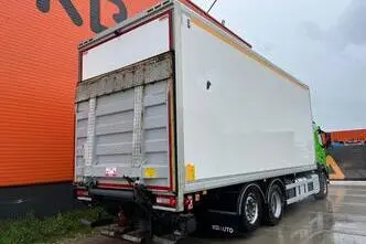Volvo FM 370 6x2*4, 278 kW, diisel, automaat