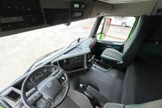Volvo FM 370 6x2*4, 278 kW, diisel, automaat