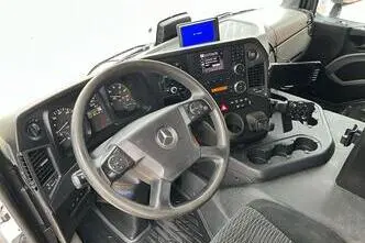 Mercedes-Benz Antos 2535 6x2*4, 260 kW, дизель, автомат