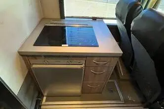 Volvo B 12 M 4x2, 309 kW, дизель, механическая