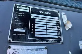 Volvo B 12 M 4x2, 309 kW, дизель, механическая