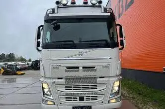 Volvo FH 540 6x4, 405 kW, дизель, автомат