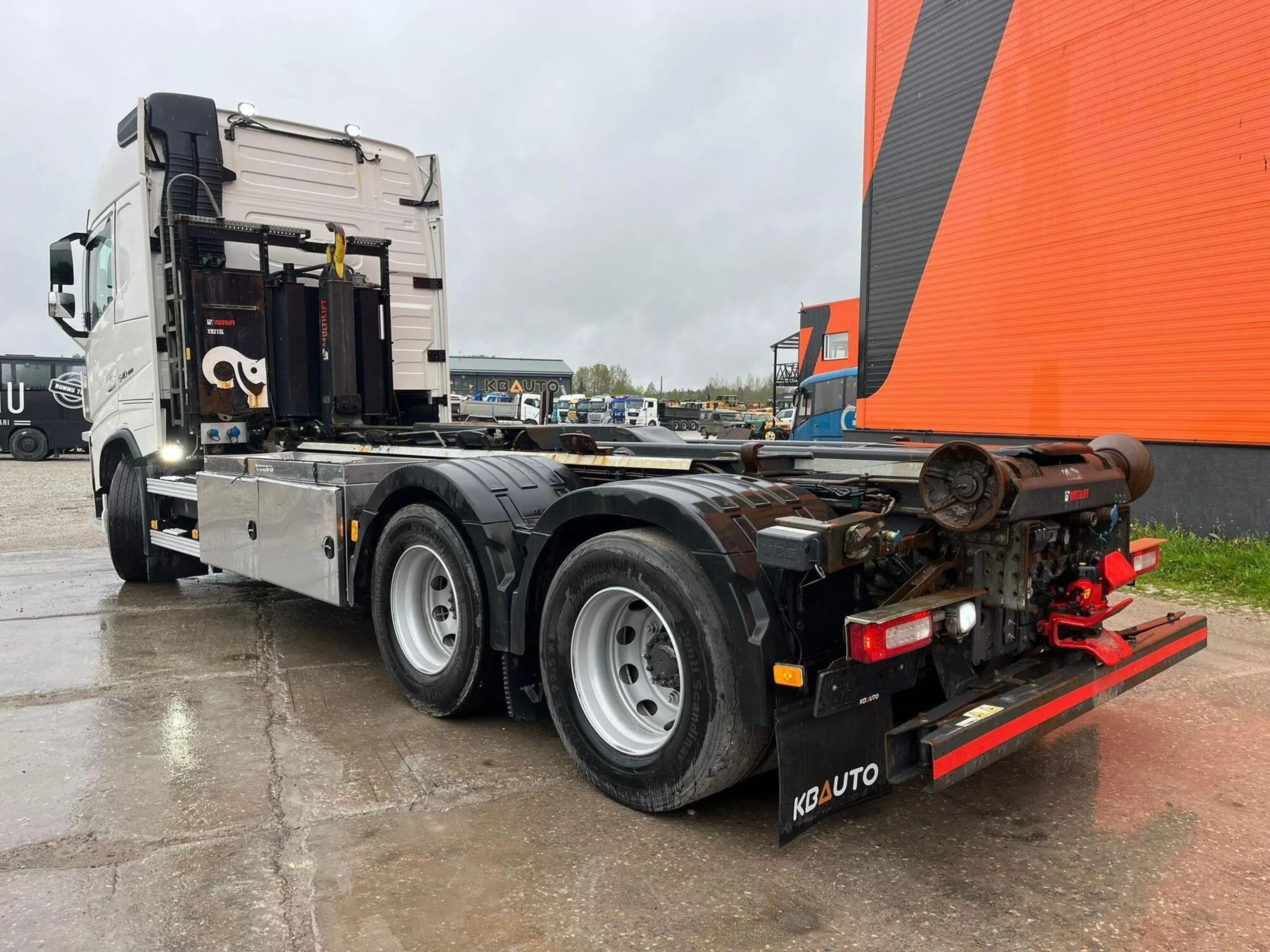 Volvo FH 540 6x4, 405 kW, дизель, автомат