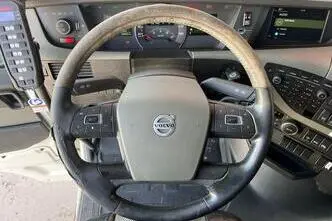 Volvo FH 540 6x4, 405 kW, дизель, автомат