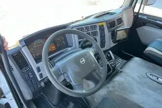 Volvo FL 280 4x2, 210 kW, дизель, автомат