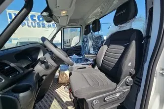Iveco Daily, manual, rear-wheel drive