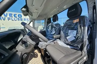 Iveco Daily, 3.0, 129 kW, diesel, manual, rear-wheel drive