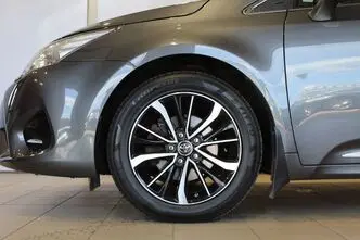 Toyota Avensis, 1.8, 108 kW, bensiin, automaat, esivedu