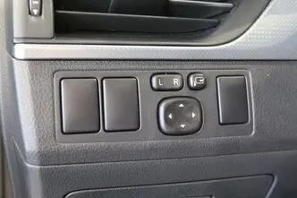 Toyota Avensis, 1.8, 108 kW, bensiin, automaat, esivedu