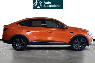 Renault Arkana, 1.6, 105 kW, гибрид, автомат, передний привод