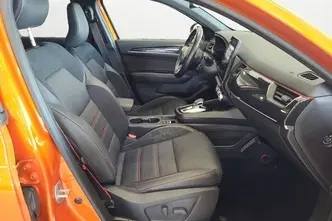 Renault Arkana, 1.6, 105 kW, гибрид, автомат, передний привод