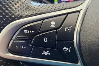 Renault Arkana, 1.6, 105 kW, гибрид, автомат, передний привод
