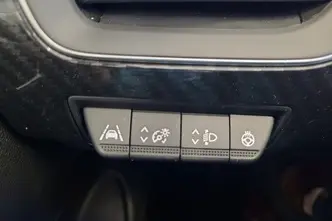 Renault Arkana, 1.6, 105 kW, гибрид, автомат, передний привод