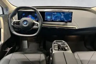 BMW iX, 240 kW, elekter, automaat, nelikvedu