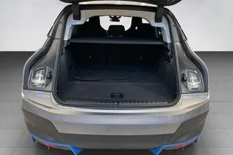 BMW iX, 240 kW, elekter, automaat, nelikvedu