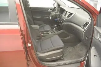 Hyundai Tucson, 1.6, 97 kW, petrol, manual, front-wheel drive