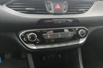 Hyundai i30, 1.4, 74 kW, bensiin, manuaal