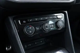 Volkswagen Tiguan, 1.4, 110 kW, bensiin, automaat, esivedu