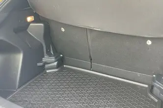 Toyota Yaris Cross, 1.5, 68 kW, hübriid, automaat, esivedu