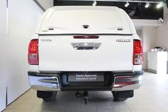 Toyota Hilux, 2.4, 110 kW, дизель, автомат, полный привод