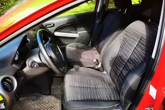 Mazda 2, 1.3, 55 kW, bensiin, manuaal, esivedu