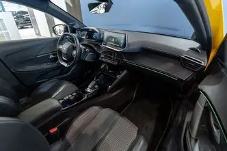 Peugeot 208, 1.2, 74 kW, bensiin, automaat, esivedu