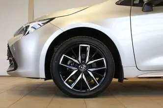 Toyota Corolla, 1.8, 72 kW, hübriid, automaat, esivedu