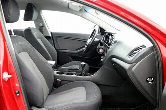 Kia Optima, 2.0, 121 kW, petrol, manual, front-wheel drive