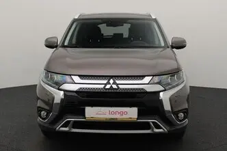 Mitsubishi Outlander, 2.0, 110 kW, petrol, automatic, four-wheel drive