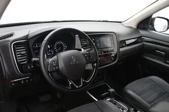 Mitsubishi Outlander, 2.0, 110 kW, petrol, automatic, four-wheel drive