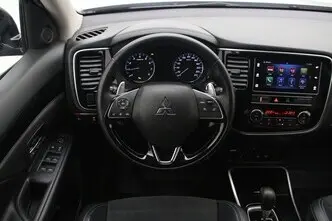 Mitsubishi Outlander, 2.0, 110 kW, petrol, automatic, four-wheel drive