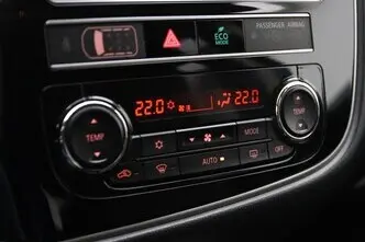 Mitsubishi Outlander, 2.0, 110 kW, petrol, automatic, four-wheel drive